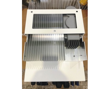 Комплект Midea MEI2-HS6L 6 кВт 220В + АКБ LiFePO4 MEB2-B5L-RA 5kW.h