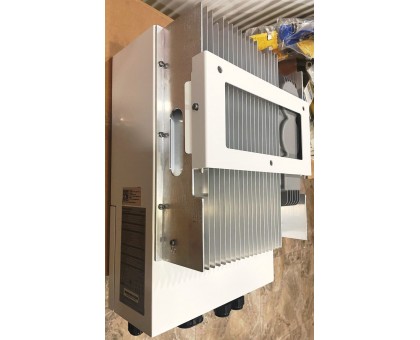 Комплект Midea MEI2-HS6L 6 кВт 220В + АКБ LiFePO4 MEB2-B5L-RA 5kW.h