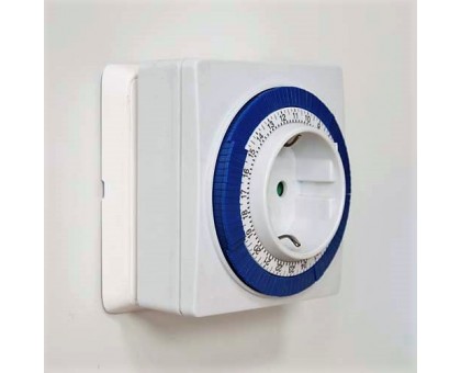 Розетка с таймером Feron TM32